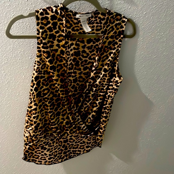 Cheetah print blouse, silk finish - Picture 1 of 4